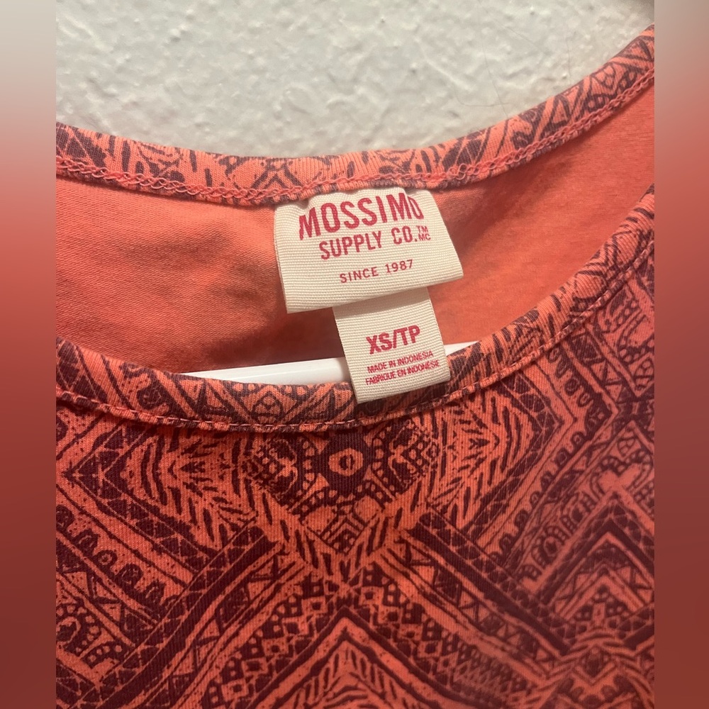 Mossimo cropped tank - Picture 2 of 3